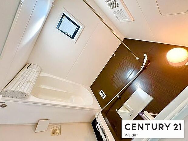 一坪サイズのお風呂で毎日の疲れを癒してください。