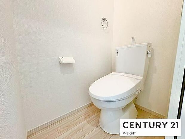 ウォシュレット付きの暖房便座で快適です!