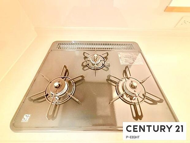 三口コンロで料理もはかどりますね!グリルもあります!