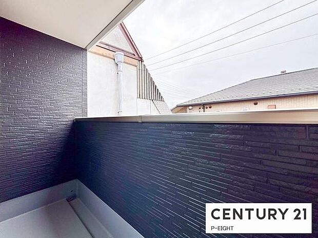 洗濯物は日当たりの良いバルコニーへ！