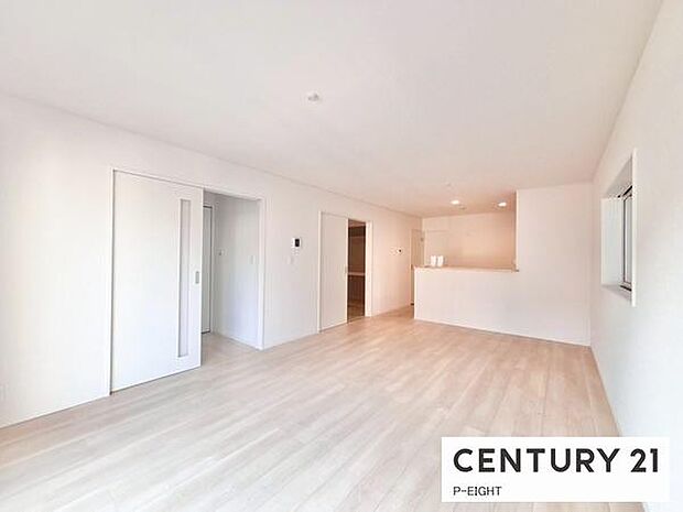 家族の笑い声が聞こえてきそうな、暖かい空間になっています。