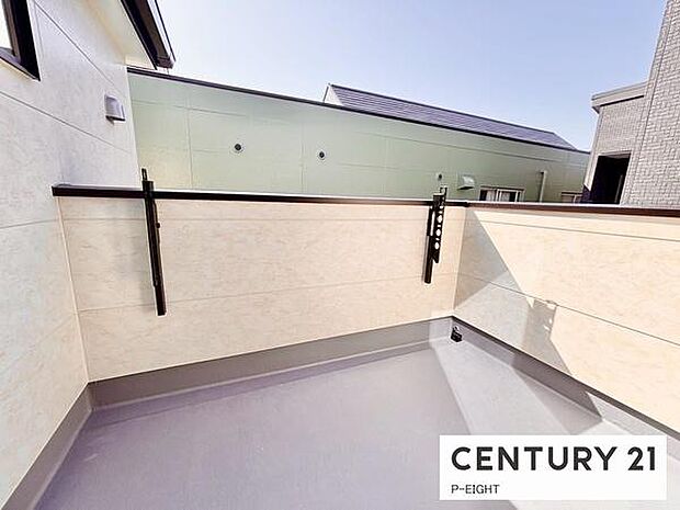 洗濯物は日当たりの良いバルコニーへ！