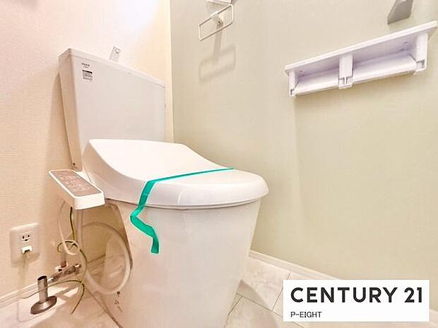 ウォシュレット付きの暖房便座で快適です!