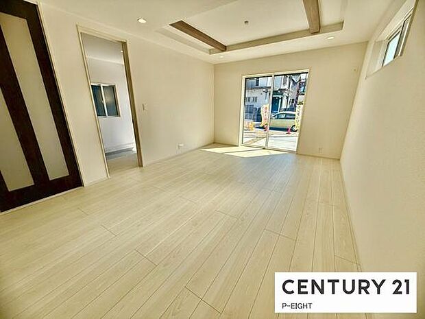 家族の笑い声が聞こえてきそうな、暖かい空間になっています。