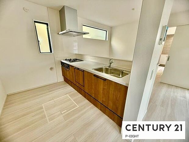 料理をしながらリビングを見渡せるつくりで、料理中も家族との会話がはずみます。