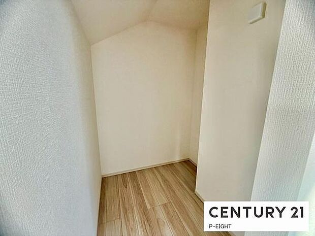 広めの収納スペースあり!