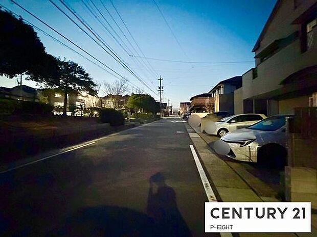 アスファルト舗装の道路です！