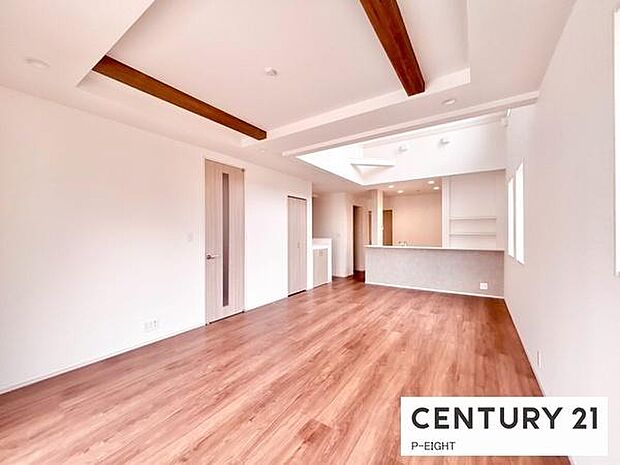 家族の笑い声が聞こえてきそうな、暖かい空間になっています。