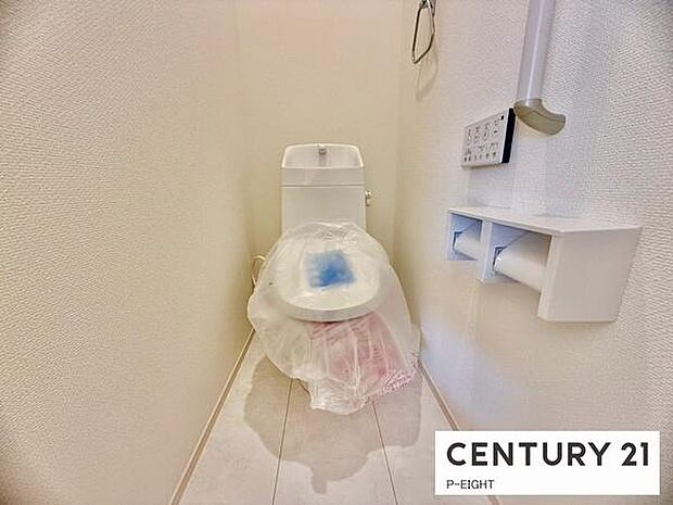 ウォシュレット付きの暖房便座で快適です！