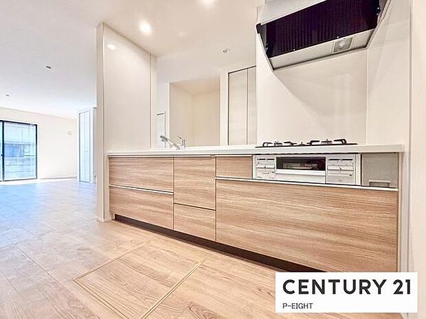 料理をしながらリビングを見渡せるつくりで、料理中も家族との会話がはずみます。