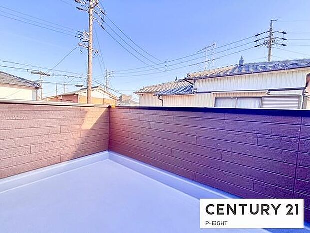 洗濯物は日当たりの良いバルコニーへ！