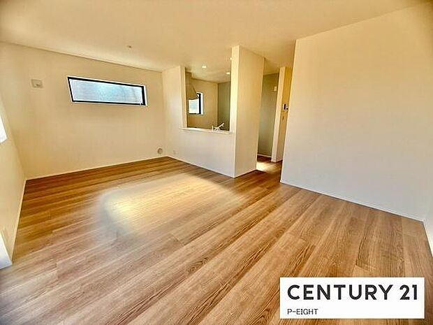 家族の笑い声が聞こえてきそうな、暖かい空間になっています。