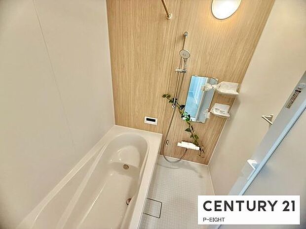 一坪サイズのお風呂で毎日の疲れを癒してください。