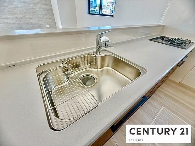 浄水器内蔵型のため、キッチン回りもスリムな印象です!