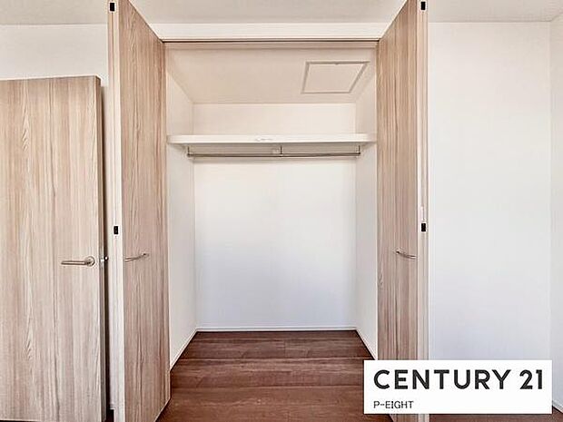 広めの収納スペースあり!