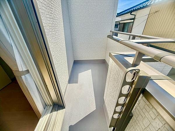 洗濯物は日当たりの良いバルコニーへ！