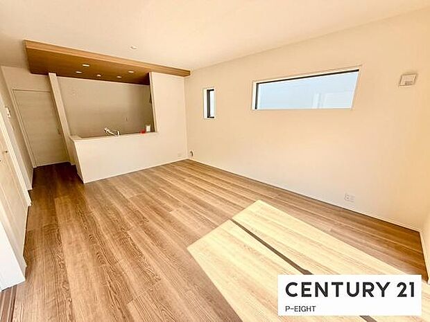 家族の笑い声が聞こえてきそうな、暖かい空間になっています。