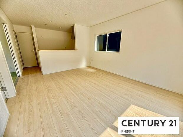 家族の笑い声が聞こえてきそうな、暖かい空間になっています。