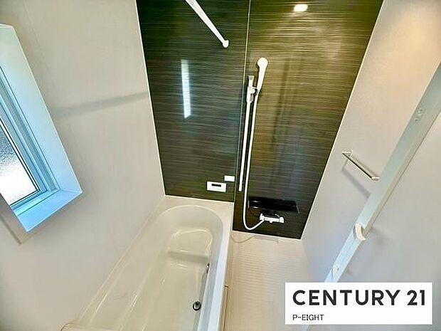 一坪サイズのお風呂で毎日の疲れを癒してください。