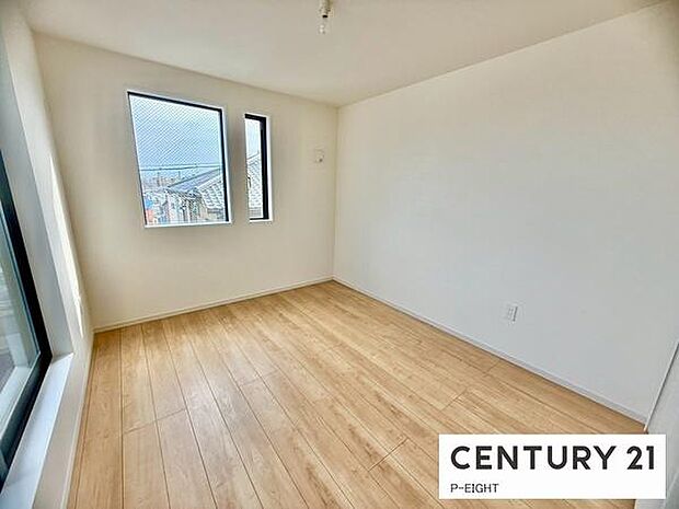 バルコニーに面している明るい部屋です!