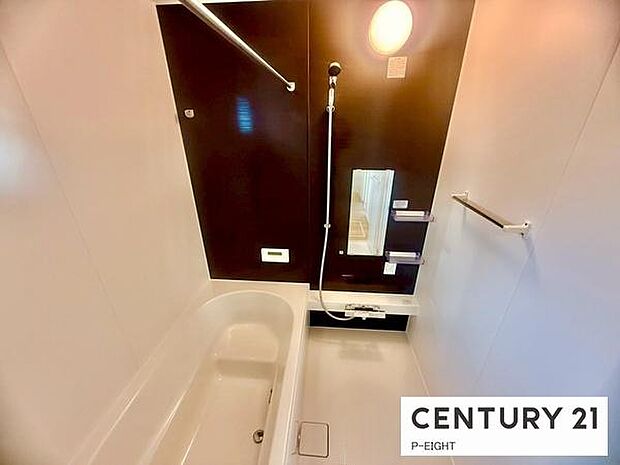 一坪サイズのお風呂で毎日の疲れを癒してください。