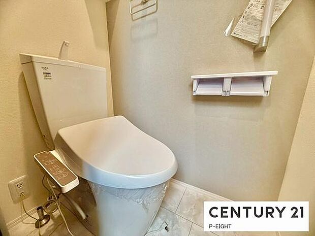 ウォシュレット付きの暖房便座で快適です！