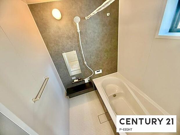 一坪サイズのお風呂で毎日の疲れを癒してください。