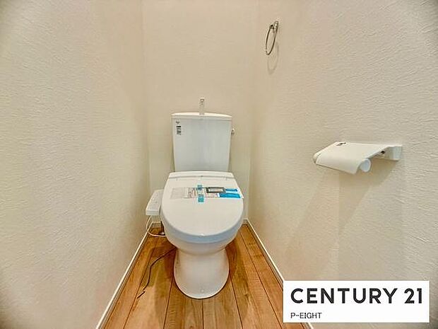 ウォシュレット付きの暖房便座で快適です!