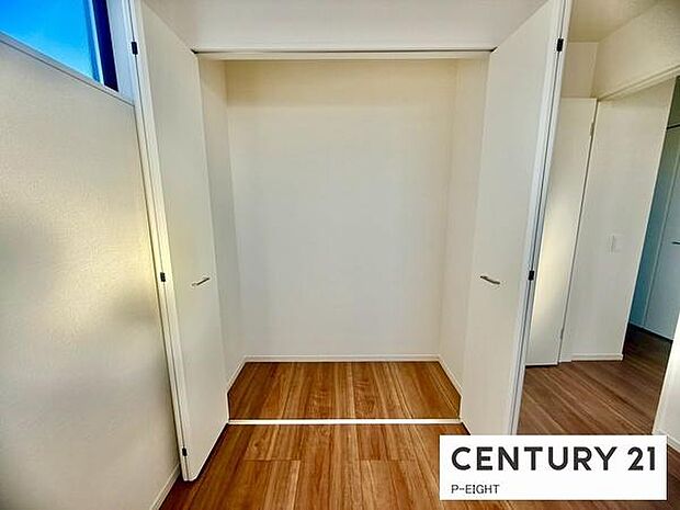 広めの収納スペースあり!