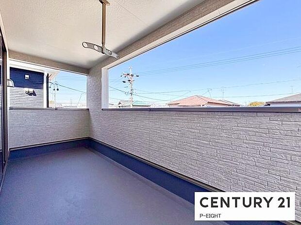 洗濯物は日当たりの良いバルコニーへ！