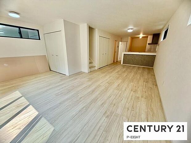 家族の笑い声が聞こえてきそうな、暖かい空間になっています。