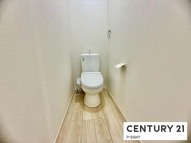 ウォシュレット付きの暖房便座で快適です！