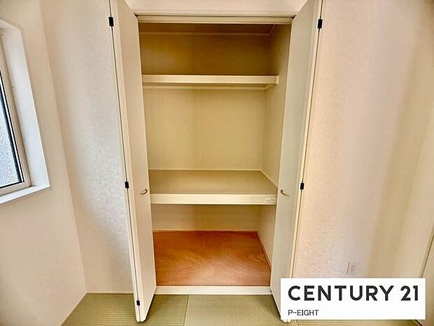 和室には収納に便利な押し入れあり!