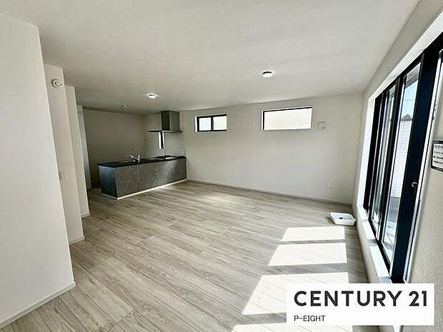 家族の笑い声が聞こえてきそうな、暖かい空間になっています。