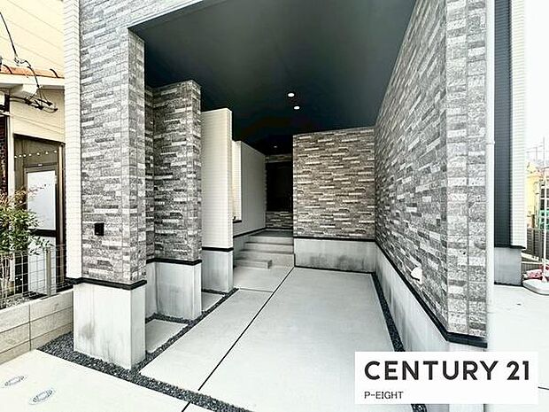 雨の日にも嬉しいビルトインガレージ！