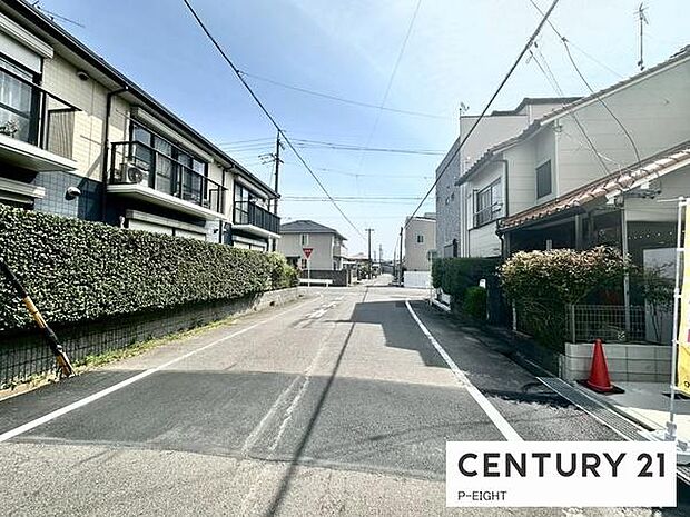 アスファルト舗装の道路です！