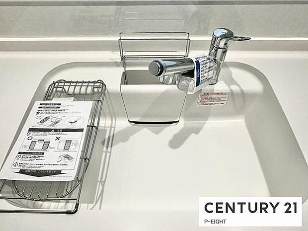 浄水器内蔵型のため、キッチン回りもスリムな印象です！