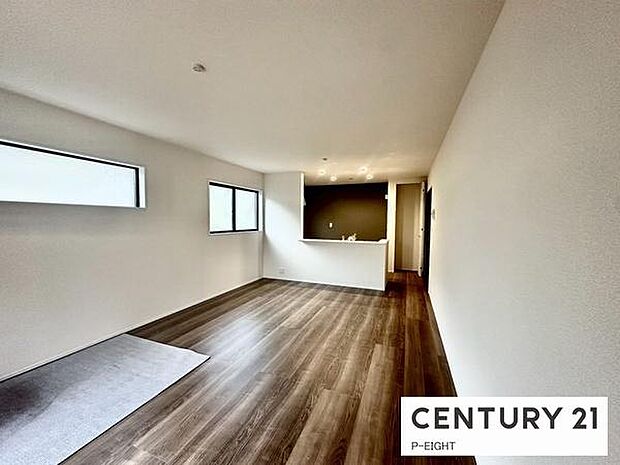 家族の笑い声が聞こえてきそうな、暖かい空間になっています。