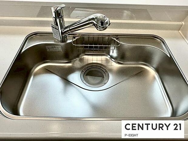 浄水器内蔵型のため、キッチン回りもスリムな印象です!