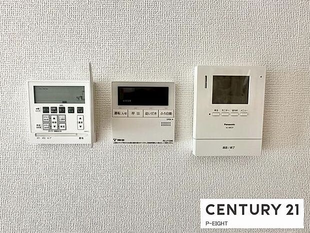 暖かい床暖房で冬も足元からポカポカです!