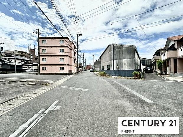 アスファルト舗装の道路です！