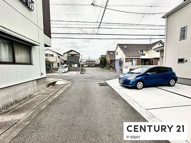 アスファルト舗装の道路です!