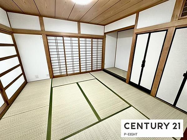 床の間付きの綺麗な和室です！