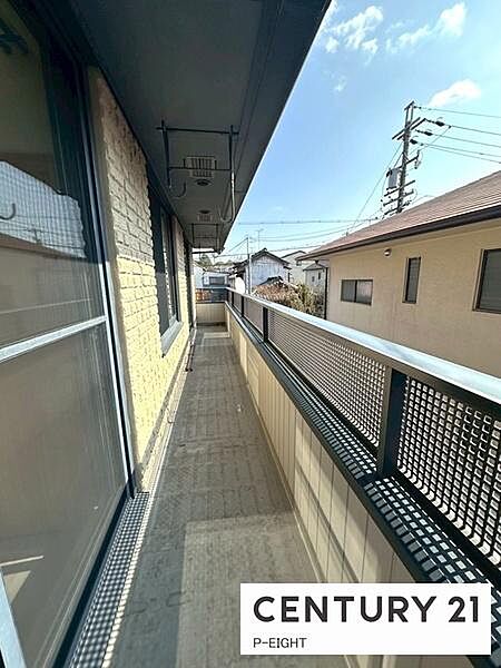 洗濯物は日当たりの良いバルコニーへ！