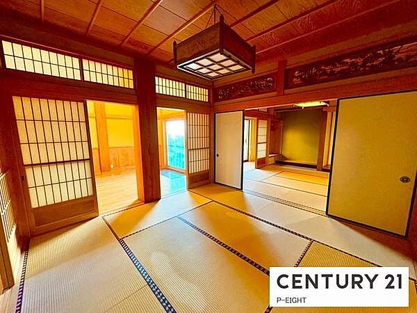 子育てにも、来客時にも嬉しい和室あり！
