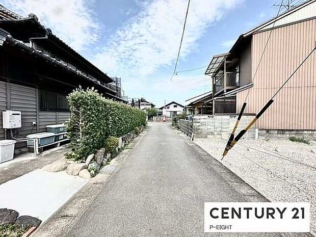 アスファルト舗装の道路です！
