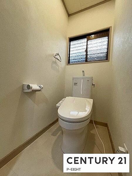 ウォシュレット付きの暖房便座で快適です！