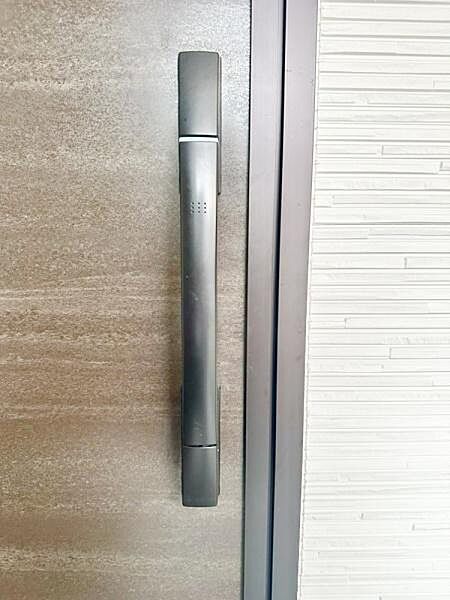開錠・施錠に便利なスマートキー採用！