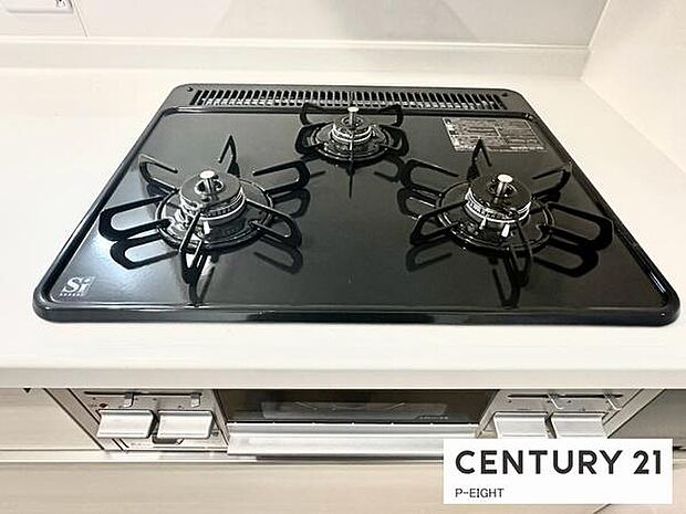 三口コンロで料理もはかどりますね!グリルもあります!