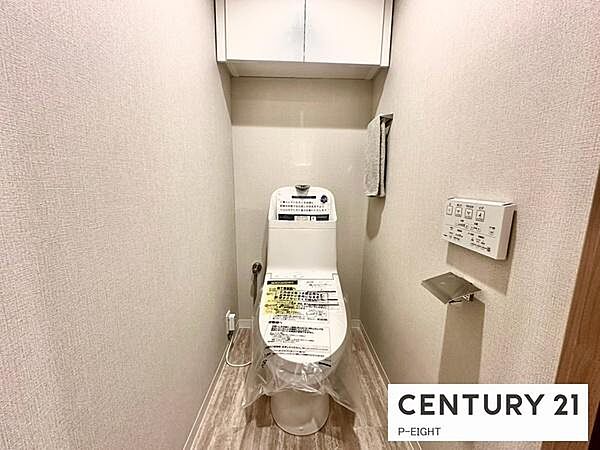 ウォシュレット付きの暖房便座で快適です！